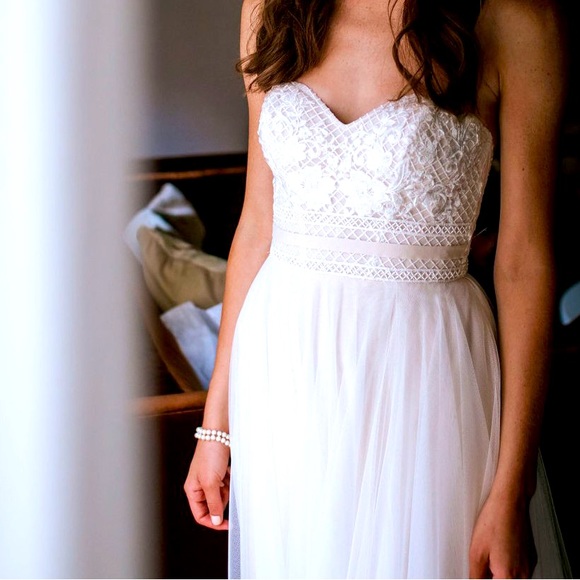 Wtoo wedding dress. Brand new. Never worn. - Picture 1 of 9